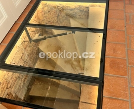 Hotový sklenený poklop s podsvícením